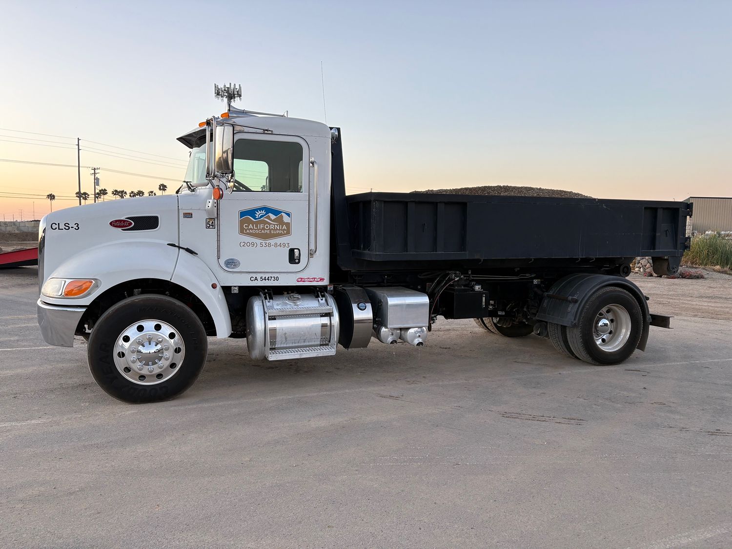 medium duty delivery truck for landscape material delivery